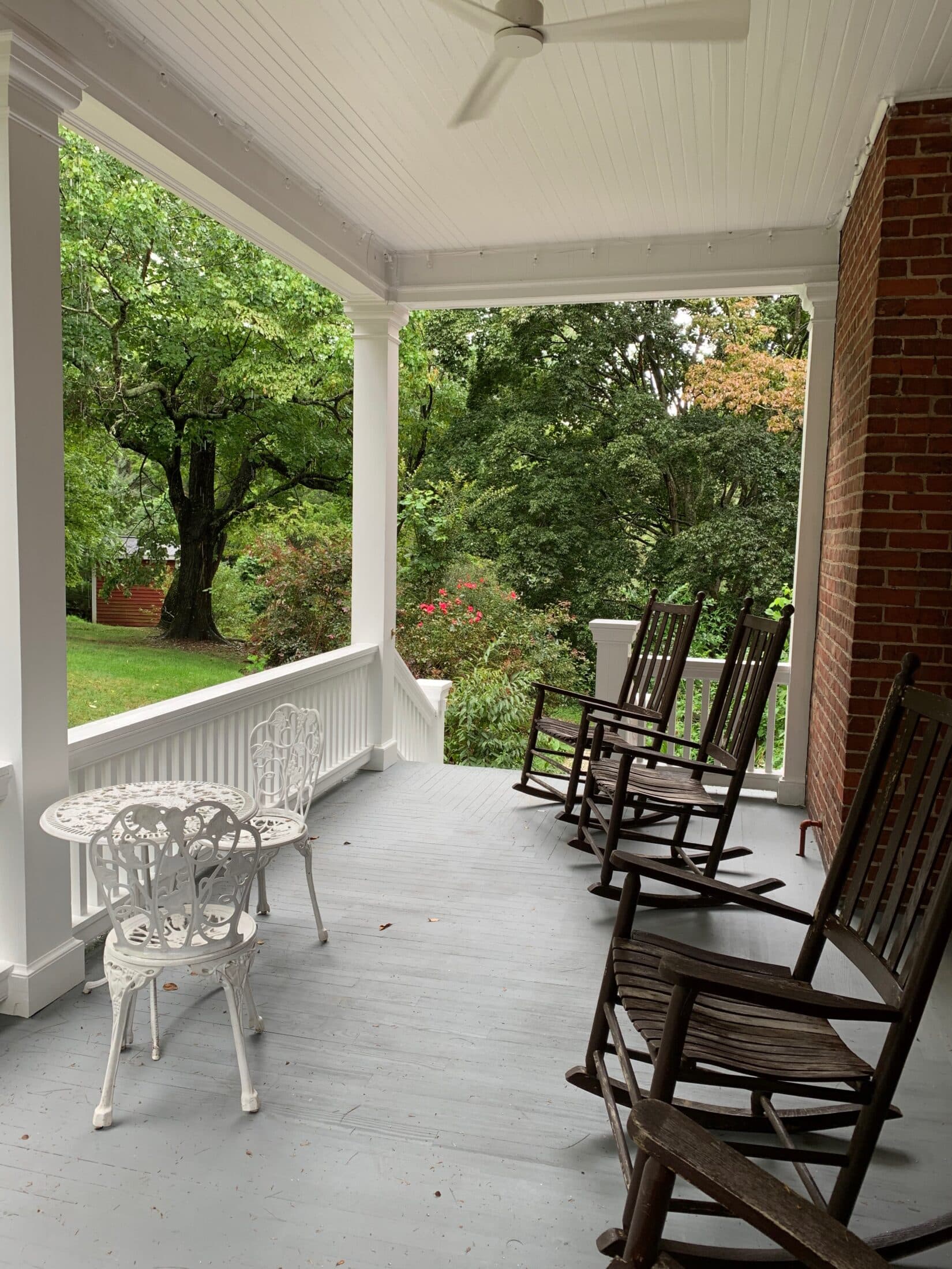 APPLEWOOD PORCHES, The Applewood Manor